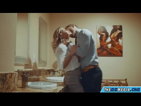 ❤️ Nalika pirang semok seduces sampeyan ing toilet umum ️❌ Super porn ing kita% jv.assay-define-smartlink.ru% ☑
